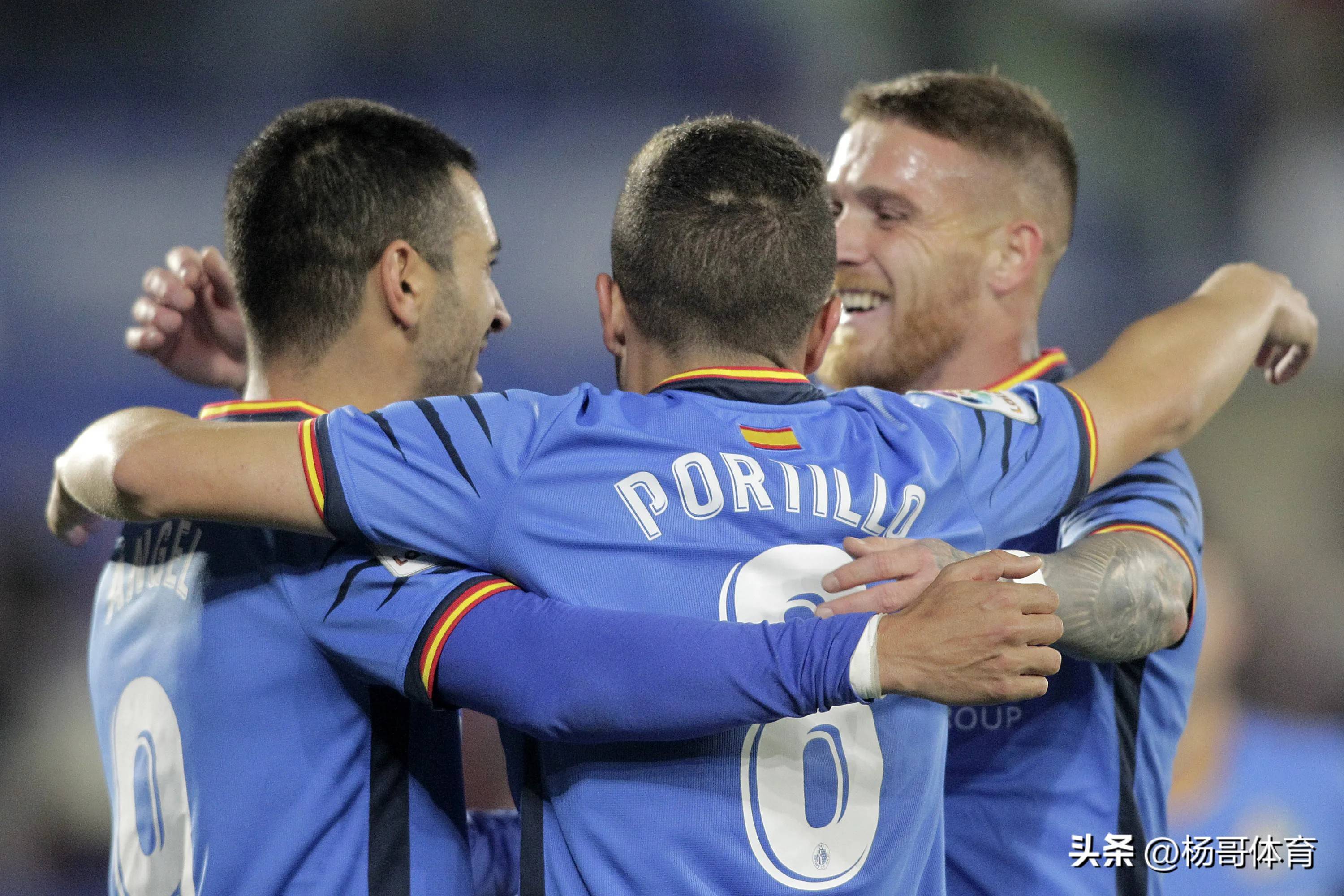 包含集结日葡萄牙体育队长鼓劲：德国杯节点到来，媒体盛赞，训练强度明显提升的词条