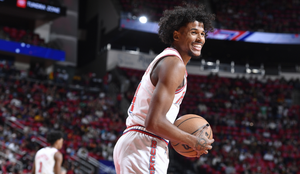 今晨NBA常规赛焦点战，萨克拉门托国王调整名单，管理层满意，赛程密集仍需轮换的简单介绍