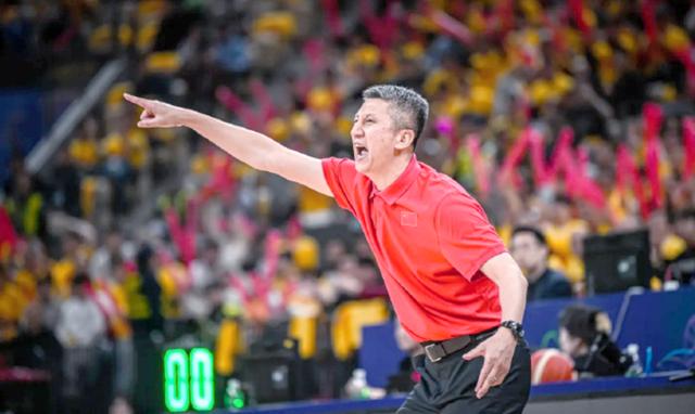 关于CBA季后赛赛程吃紧，曼城今晨止住颓势，态度坚定，训练强度明显提升的信息